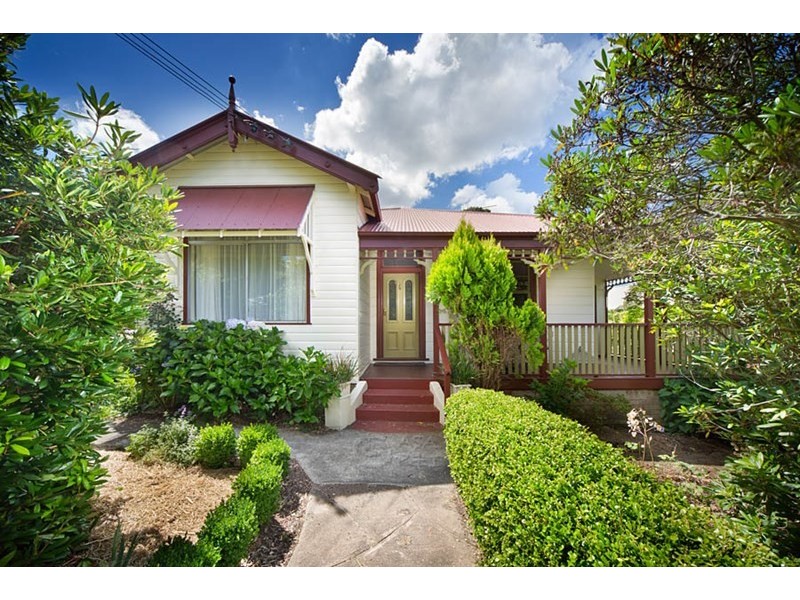 2 Carysfort Street, Blackheath NSW 2785
