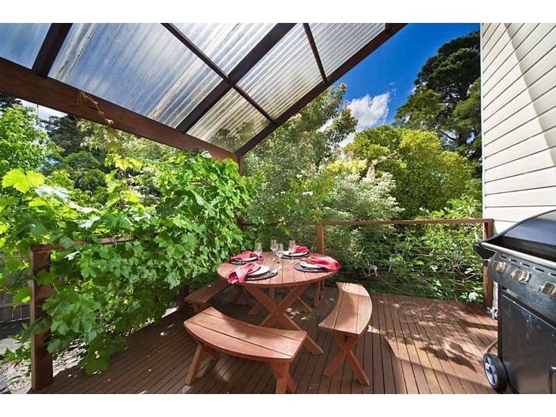 2 Carysfort Street, Blackheath NSW 2785