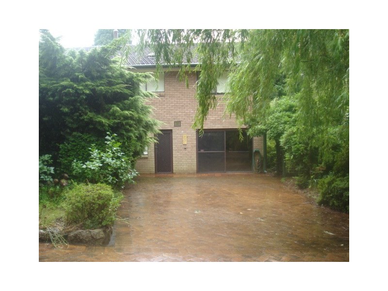 33 Braeside Street, Blackheath NSW 2785