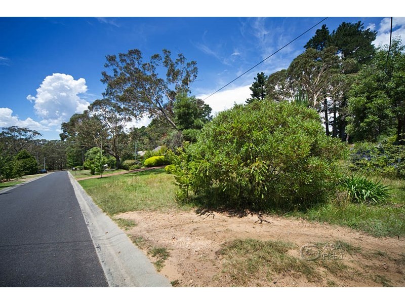 9 Irvine Avenue, Blackheath NSW 2785