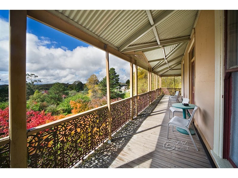 Manor House – Montgomery Street, Mount Victoria NSW 2786