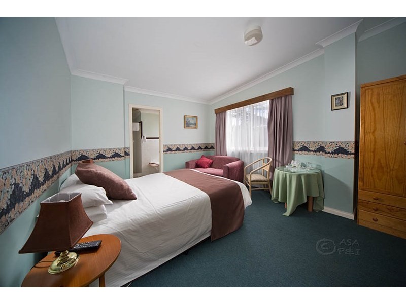 Manor House – Montgomery Street, Mount Victoria NSW 2786