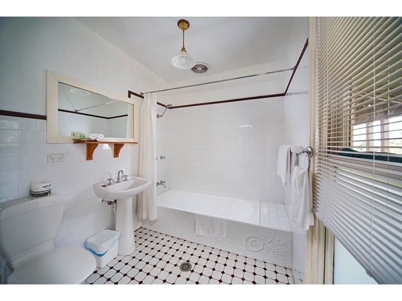 Manor House – Montgomery Street, Mount Victoria NSW 2786