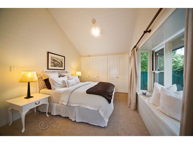 9 Arcadia Road, Blackheath NSW 2785