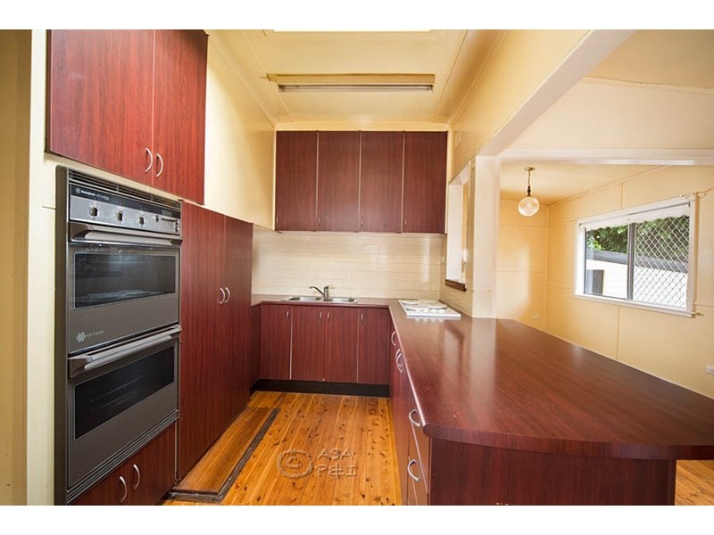 12 Chelmsford Avenue, Blackheath NSW 2785