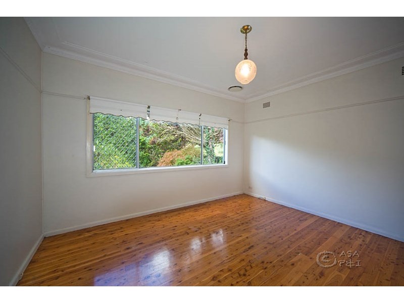 12 Chelmsford Avenue, Blackheath NSW 2785