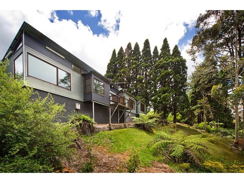 51 Hargraves Street, Blackheath NSW 2785