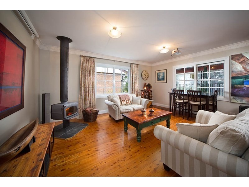31 Lawrence Street, Blackheath NSW 2785