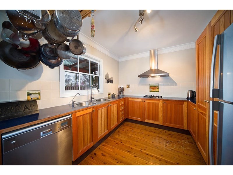 31 Lawrence Street, Blackheath NSW 2785