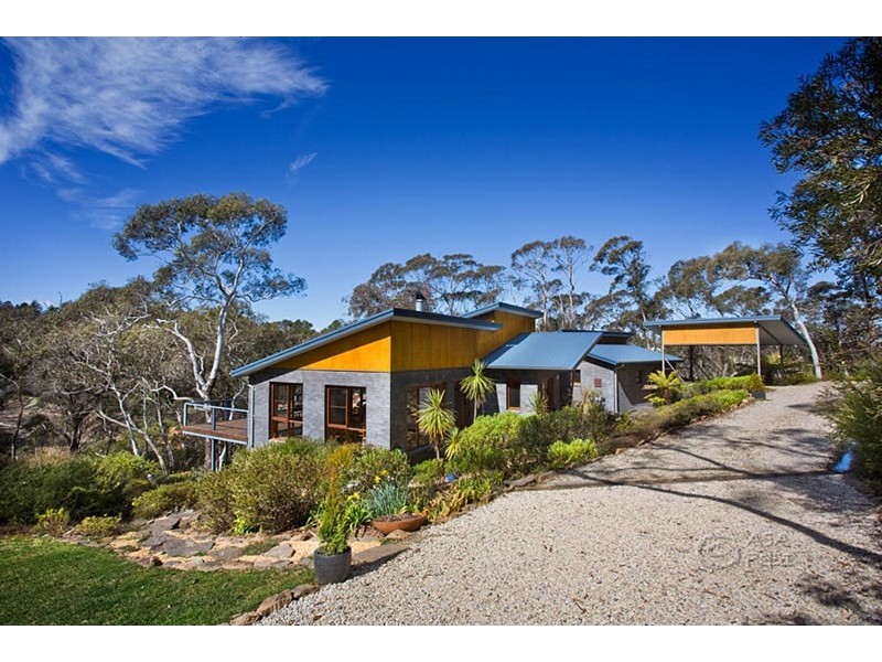 32-38 Thirroul Avenue, Blackheath NSW 2785