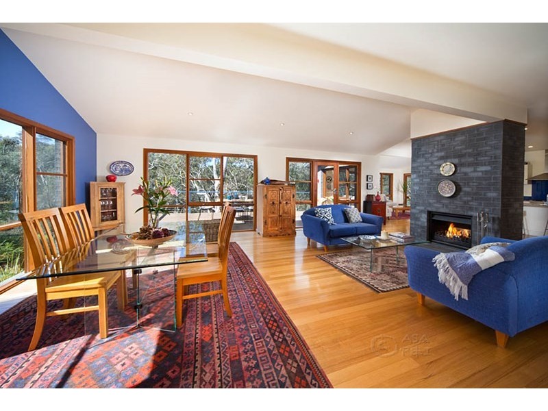 32-38 Thirroul Avenue, Blackheath NSW 2785