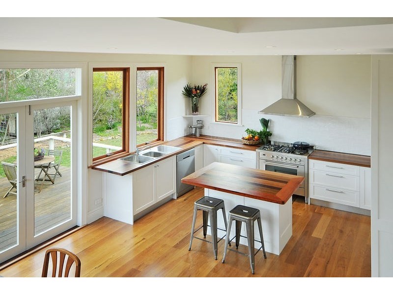 15 Carysfort Street, Blackheath NSW 2785