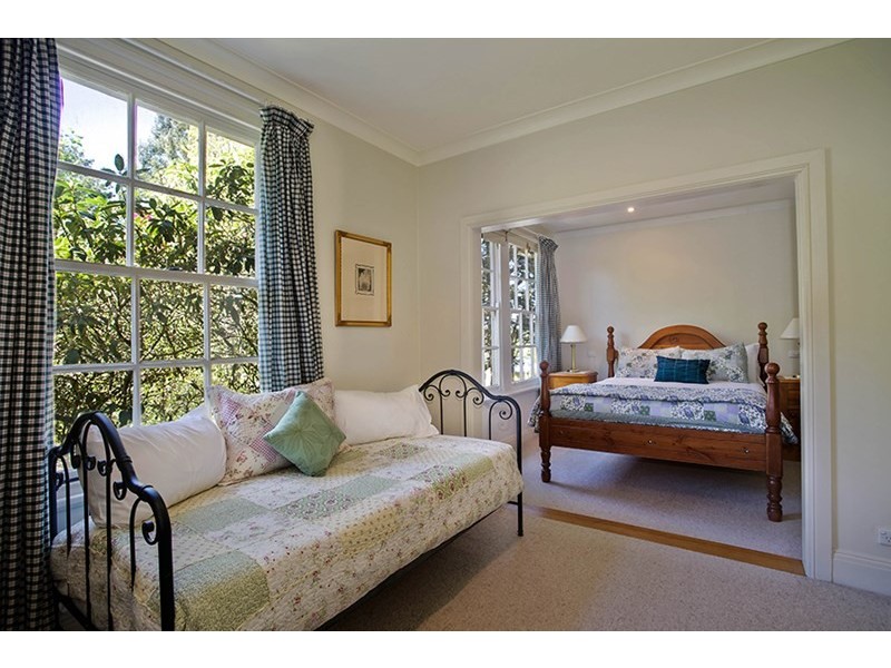 9-13 Inconstant Street, Blackheath NSW 2785
