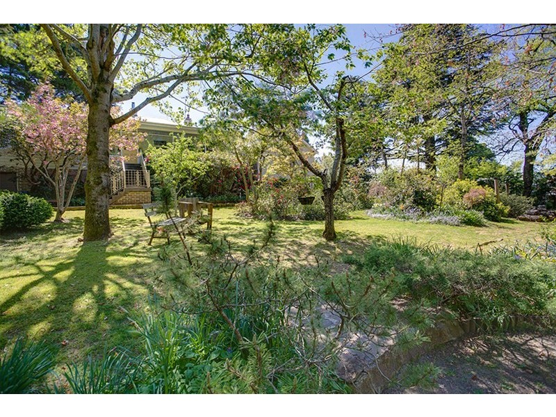 9-13 Inconstant Street, Blackheath NSW 2785