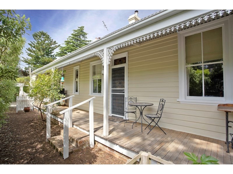 9-13 Inconstant Street, Blackheath NSW 2785