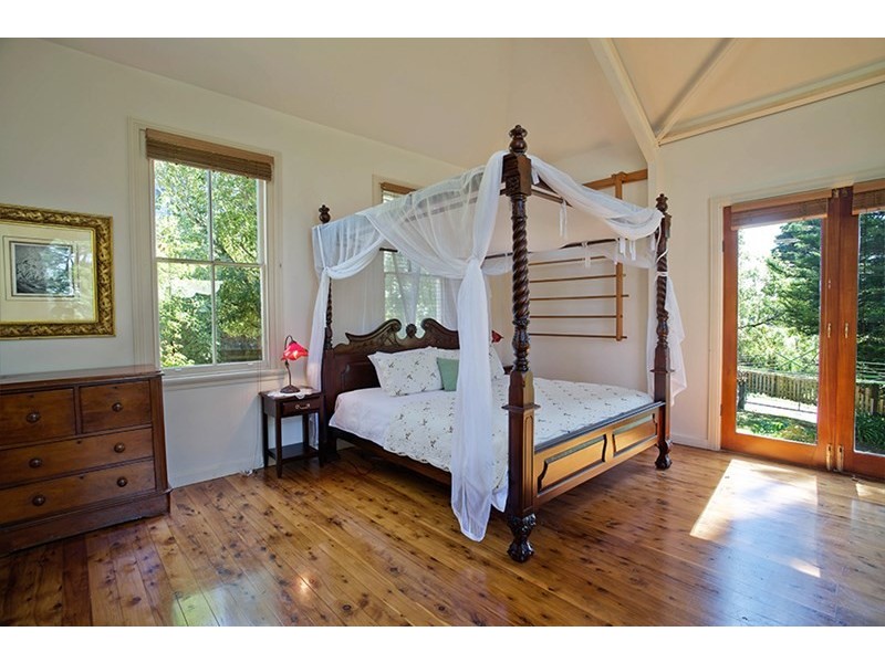 9-13 Inconstant Street, Blackheath NSW 2785