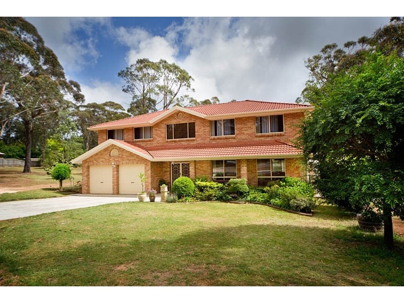 43 Forest Park Rd West, Blackheath NSW 2785