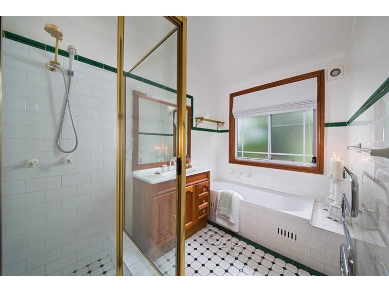 10 Third Street, Blackheath NSW 2785