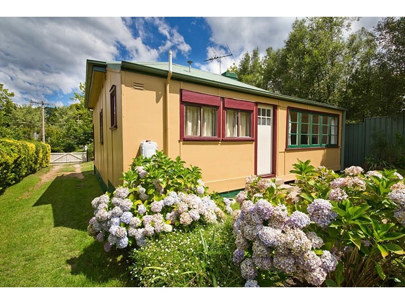 2 Sheila Street, Medlow Bath NSW 2780