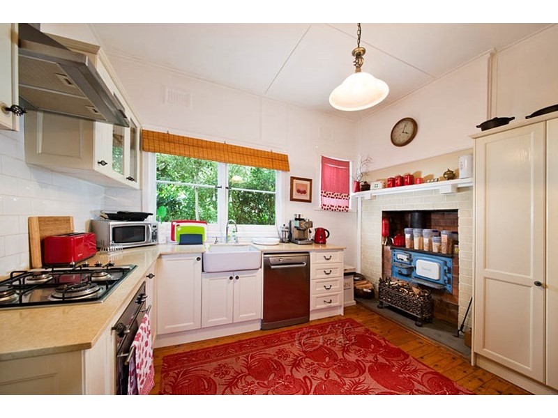 7 Cecil Road, Blackheath NSW 2785