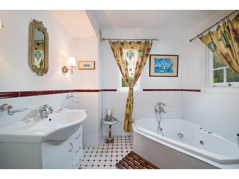 7 Cecil Road, Blackheath NSW 2785