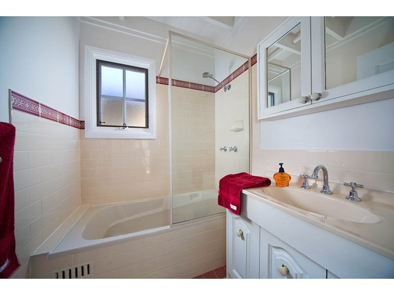 7 St Andrews Avenue, Blackheath NSW 2785