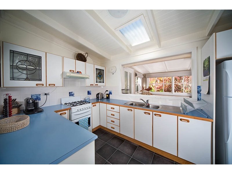 7 St Andrews Avenue, Blackheath NSW 2785