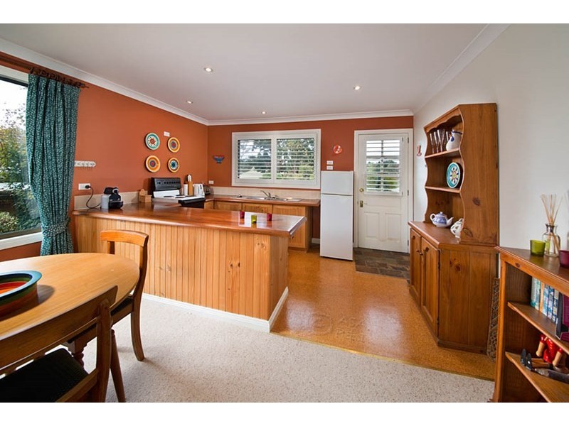 9 Kanimbla Road, Blackheath NSW 2785