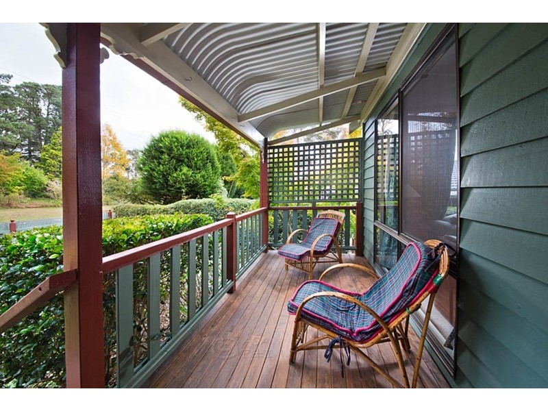 9 Kanimbla Road, Blackheath NSW 2785