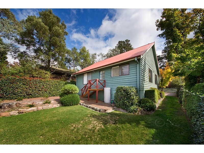 9 Kanimbla Road, Blackheath NSW 2785