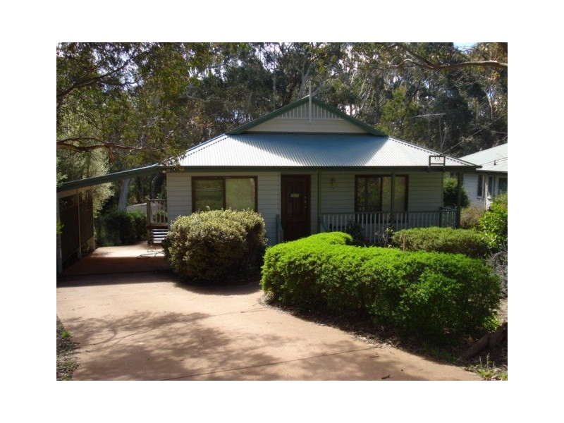 24 Mountbatten Street, Blackheath NSW 2785