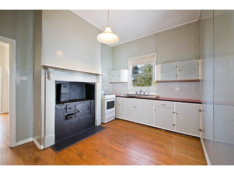 24 Shipley Road, Blackheath NSW 2785