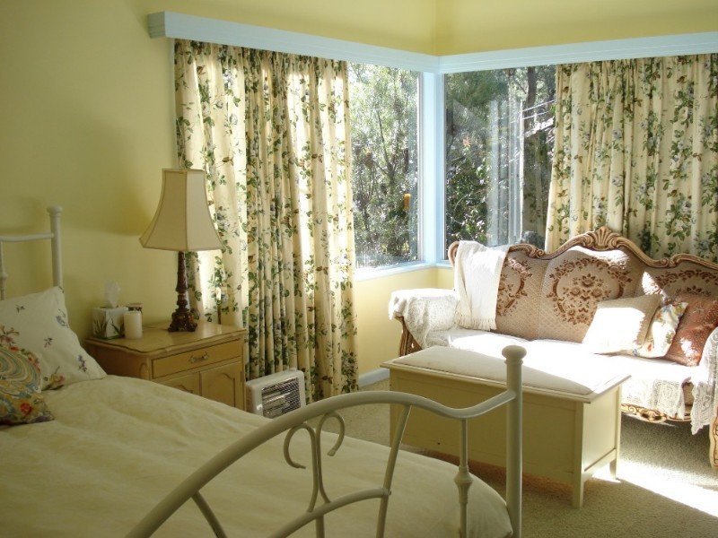 10 Belvidere Avenue, Blackheath NSW 2785