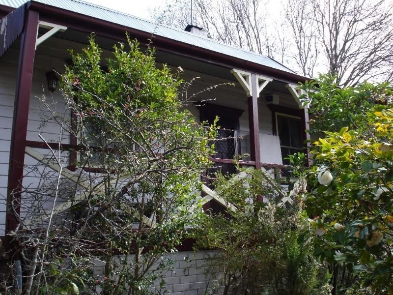 29 Gladstone Road, Leura NSW 2780