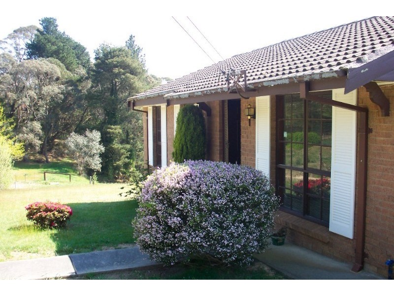 11 Kerslake Street, Blackheath NSW 2785