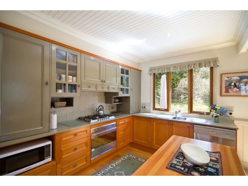 10 Cross Street, Blackheath NSW 2785