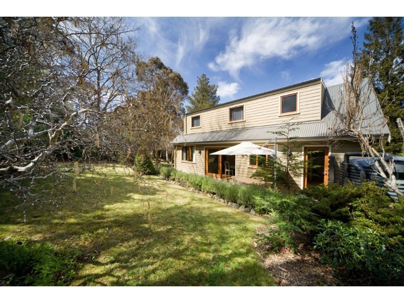 10 Cross Street, Blackheath NSW 2785