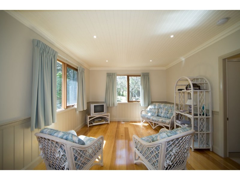 10 Cross Street, Blackheath NSW 2785