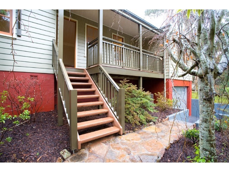 10 Cross Street, Blackheath NSW 2785