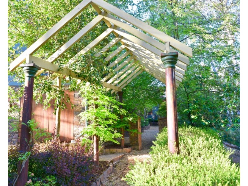 66 Mount Street, Leura NSW 2780