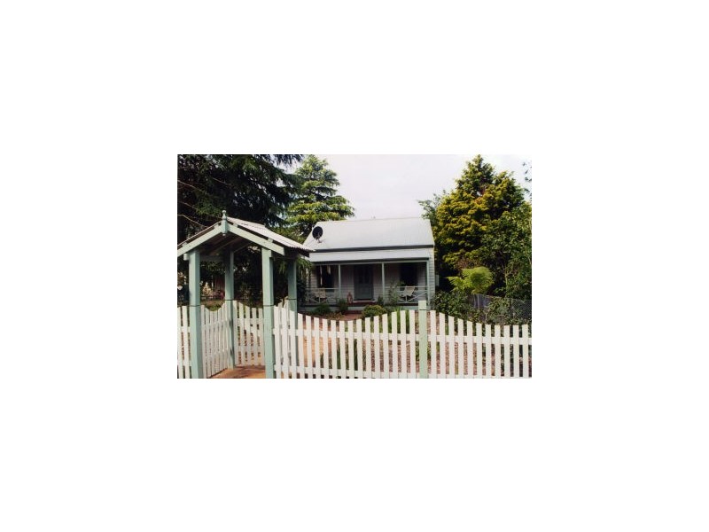 12 Grose Street, Blackheath NSW 2785