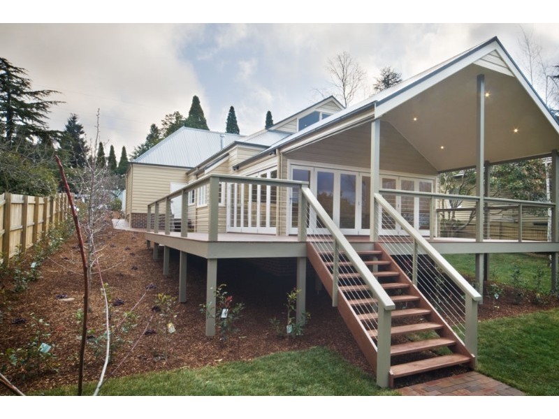 115 Blaxland Road, Wentworth Falls NSW 2782