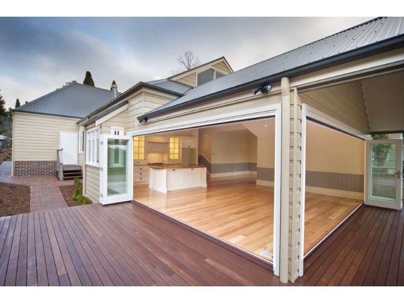 115 Blaxland Road, Wentworth Falls NSW 2782