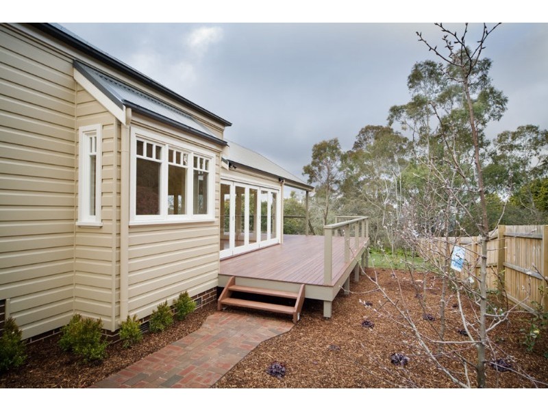 115 Blaxland Road, Wentworth Falls NSW 2782
