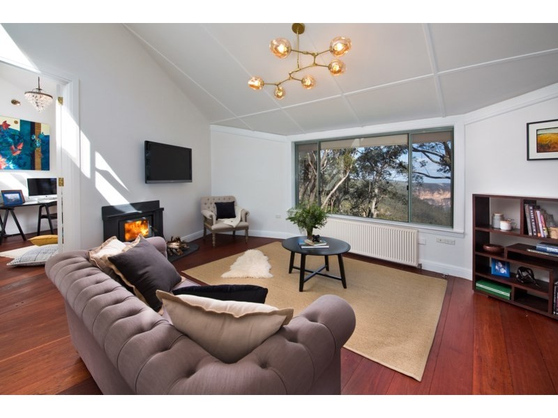 19-21 Gladstone Street, Wentworth Falls NSW 2782