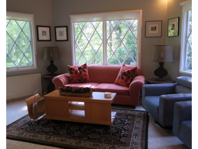 8 Brentwood Avenue, Blackheath NSW 2785