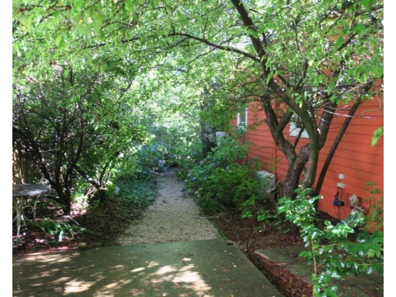 8 Brentwood Avenue, Blackheath NSW 2785