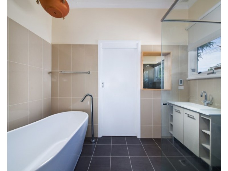 62 Govetts Leap Road, Blackheath NSW 2785