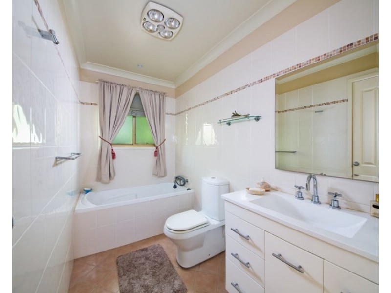 52 Inconstant Street, Blackheath NSW 2785