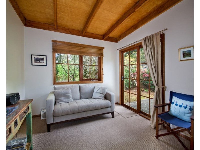 61 Thirroul Avenue, Blackheath NSW 2785